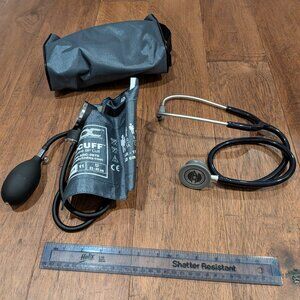 ADC Pro's Combo V+ aneroid scope and Adcuff+ blood pressure cuff kit